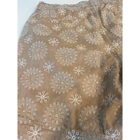 Abercrombie & Fitch M Embroidered Beige Shorts With White Floral Pattern - Picture 6 of 7